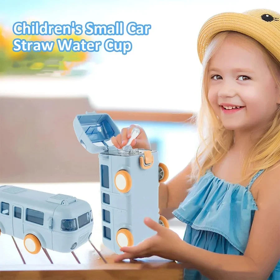 Hunt PK Child playing with a children's small car straw water cup